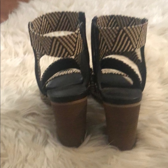 Shoes - Picture 3 of 3